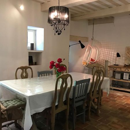 Le Mas Jasmins Bed and Breakfast Ménerbes Εξωτερικό φωτογραφία